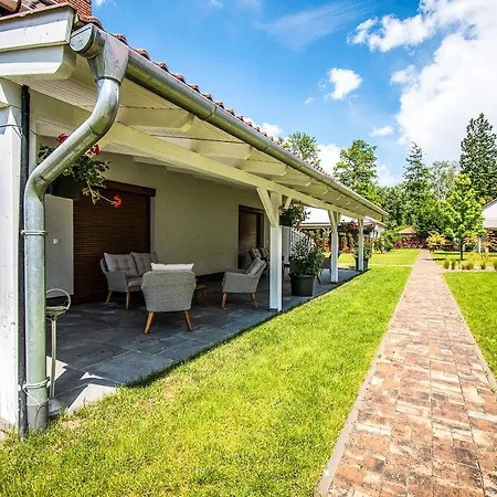 Aparthotel Zier Balatonszárszó